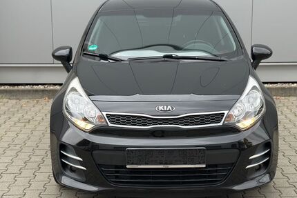 Kia Rio 89.000 km 6.990 € Düsseldorf - Bezirk 8 40231