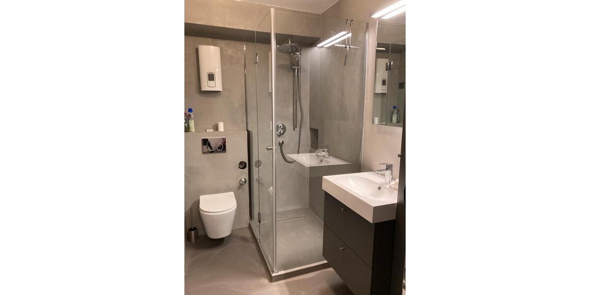 Etagenwohnung Düsseldorf Pempelfort - 2 Zimmer, 65 m&sup2;, 1.950&euro; | Angebot:26399838