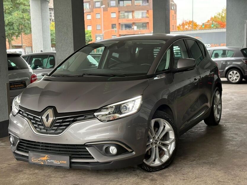 Renault Scenic 107.000 km 8.980 € Düsseldorf 40229