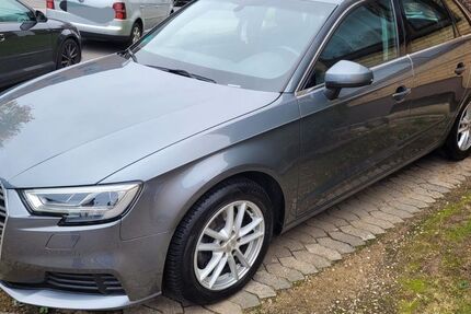 Audi A3 141.000 km 13.200 &euro; Neukirchen-Vluyn 47506