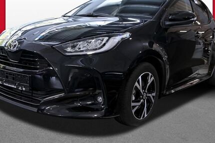 Toyota Yaris 1.011 km 27.489 € Oberhausen 46149
