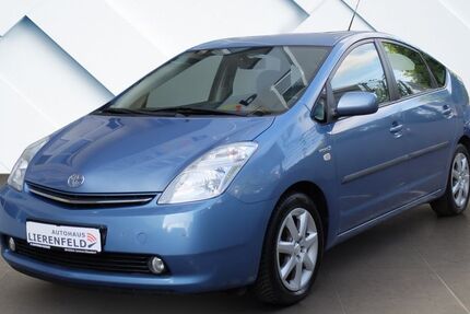 Toyota Prius 49.885 km 9.990 &euro; Düsseldorf 40231