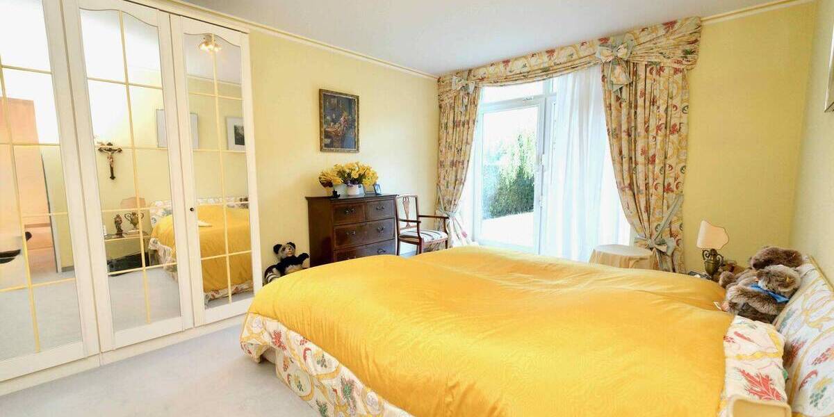Etagenwohnung Meerbusch Büderich - 3 Zimmer, 121 m&sup2;, 595.000&euro; | Angebot:25801814