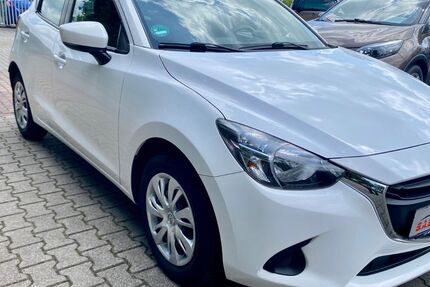 Mazda 2 151.120 km 7.900 &euro; Moers 47445