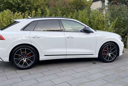 Audi Q8 94.600 km 58.900 &euro; Oberhausen 46119