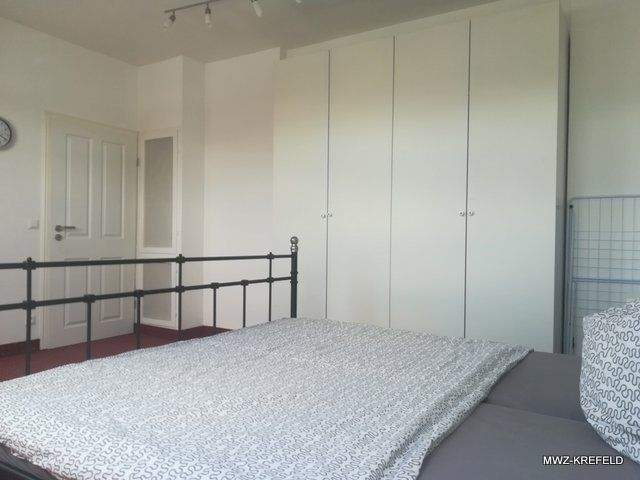 Etagenwohnung Krefeld Cracau - 2 Zimmer, 62 m&sup2;, 530&euro; | Angebot:26417876