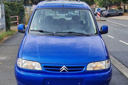 Citroen Berlingo 91.873 km 3.900 &euro; Düsseldorf 40549