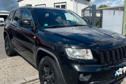 Jeep Grand Cherokee 217.000 km 8.450 € Essen 45356