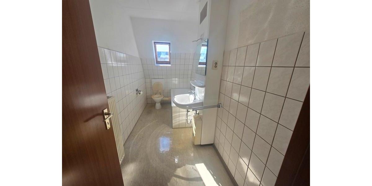 Etagenwohnung Düsseldorf Oberbilk - 2 Zimmer, 57 m&sup2;, 708&euro; | Angebot:25356239
