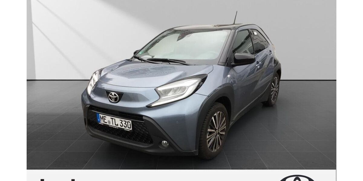 Toyota Aygo (X) 5.200 km 15.489 &euro; Velbert 42549