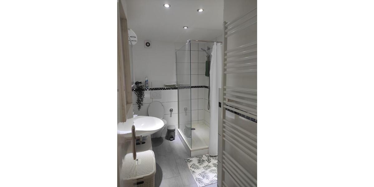 Etagenwohnung Mettmann - 2 Zimmer, 55 m&sup2;, 1.000&euro; | Angebot:25558957