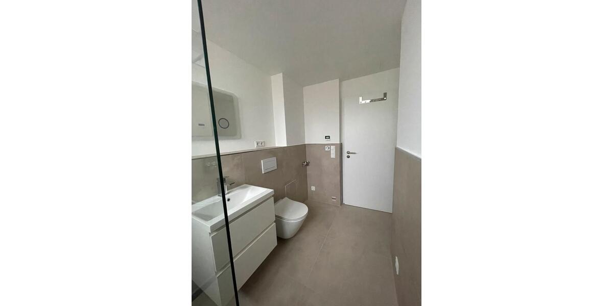 Reihenhaus Erkrath - 10 Zimmer, 192 m&sup2;, 650.000&euro; | Angebot:27426555