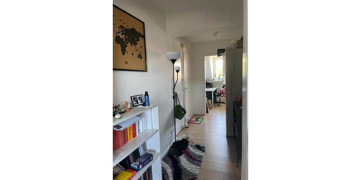 Dachgeschoßwohnung Düsseldorf Stadtbezirk 2 - 2 Zimmer, 36 m&sup2;, 570&euro; | Angebot:26372624