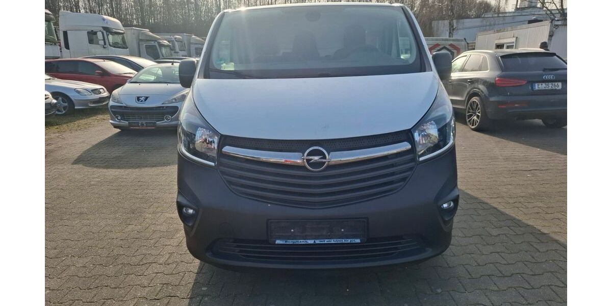 Opel Vivaro 230.000 km 6.500 &euro; Essen 45356