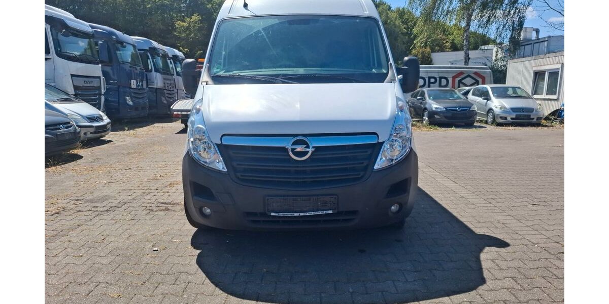 Opel Movano 215.000 km 7.900 &euro; Essen 45356
