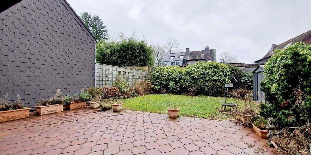 Einfamilienhaus Mülheim Holthausen - 5 Zimmer, 216 m&sup2;, 599.000&euro; | Angebot:25339695