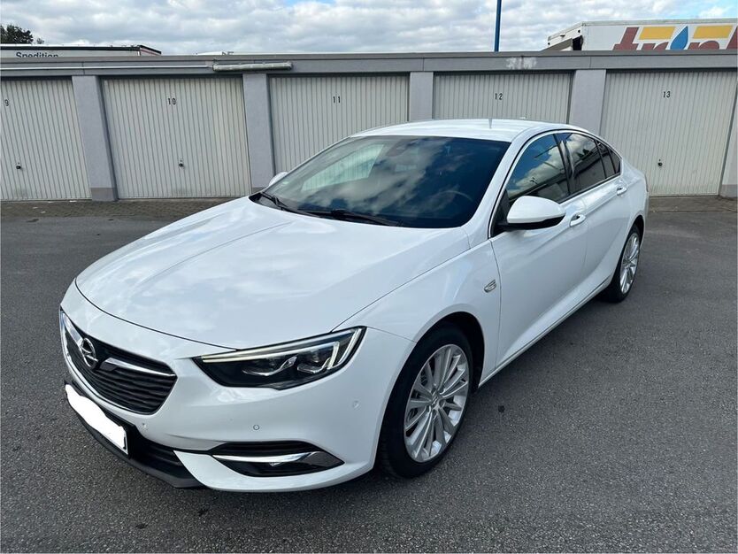 Opel Insignia 70.000 km 11.450 € Essen 45326