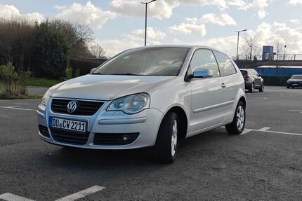 VW Polo 100.400 km 4.900 &euro; Duisburg 47269