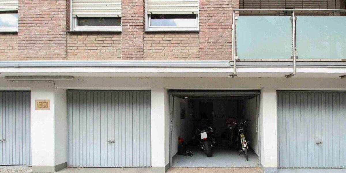 Viel Potenzial: Charmante 3 Zimmerwohnung mit Balkon und eigener Garage in Krefeld - Fischeln 3 zimmer