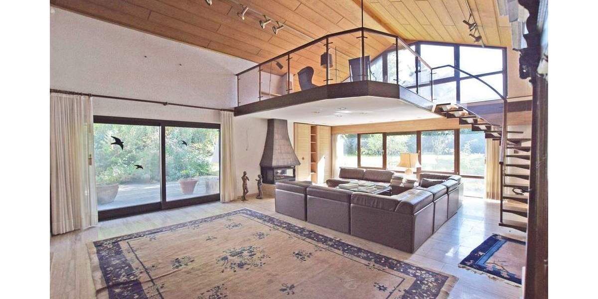 Zweifamilienhaus mit Potenzial im beliebten Brucker-Holt-Viertel 1 zimmer