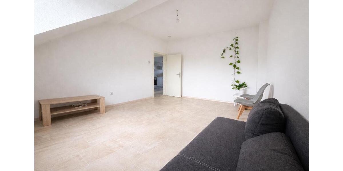 Dachgeschoßwohnung Gelsenkirchen Gelsenkirchen-Mitte - 2 Zimmer, 64 m&sup2;, 560&euro; | Angebot:25444029