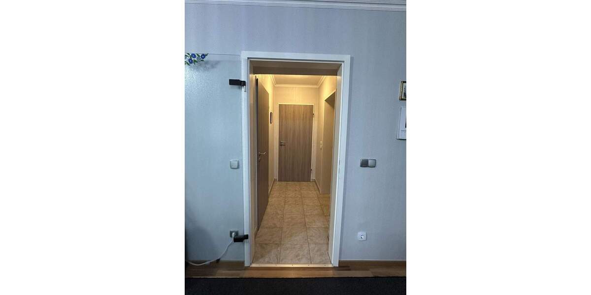 renovierte 3 Zimmer Wohnung, vollmöbliert 3 zimmer