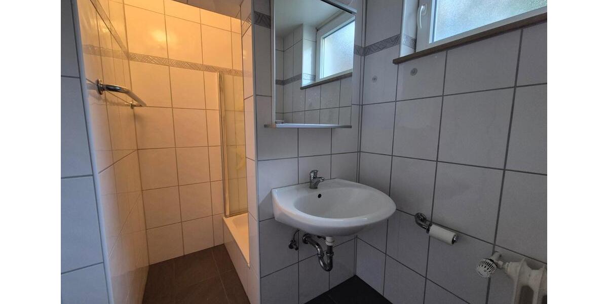 Erdgeschoßwohnung Herne Sodingen - 2 Zimmer, 80 m&sup2;, 520&euro; | Angebot:26380187