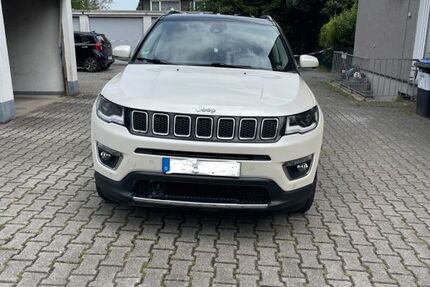 Jeep Compass 105.700 km 15.100 &euro; Bottrop 46242