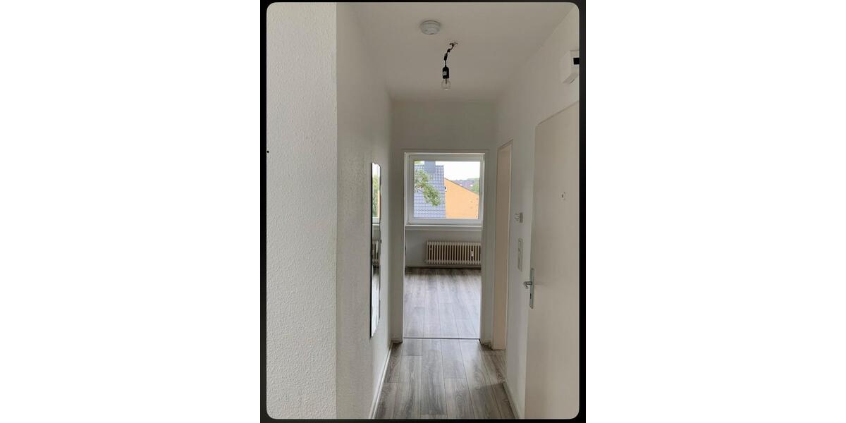 Dachgeschoßwohnung Rheinberg - 2 Zimmer, 40 m&sup2;, 400&euro; | Angebot:25484257