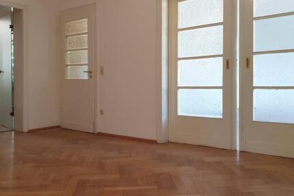 Wohnung Duisburg Mittelmeiderich - 5 Zimmer, 159 m&sup2;, 1.110&euro; | Angebot:25163793