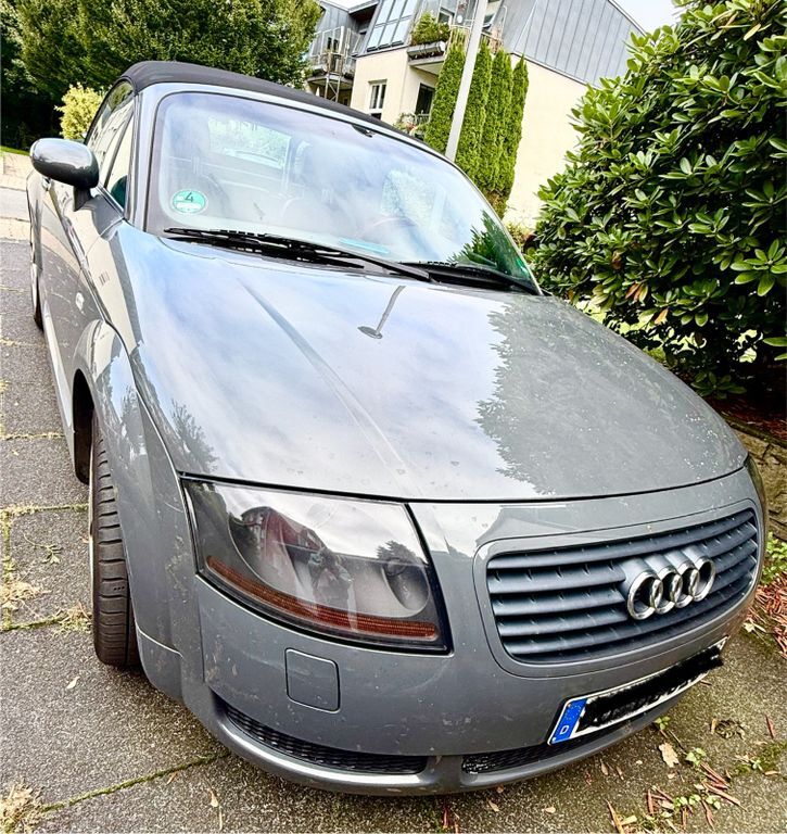 Audi TT 128.000 km 11.900 € Bochum 44795