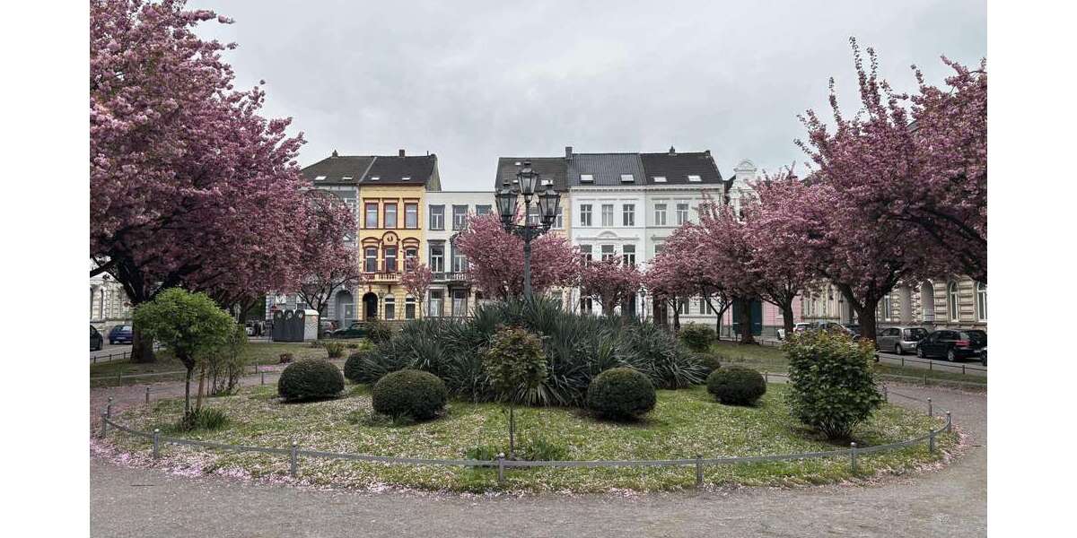 Einfamilienhaus Krefeld - 10 Zimmer, 300 m&sup2;, 32.000&euro; | Angebot:26898452