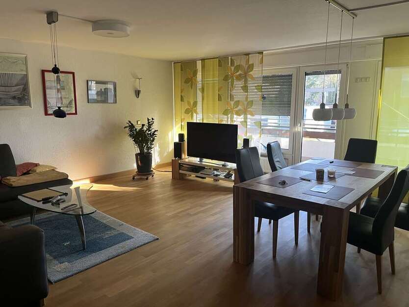 Wohnung zum Kaufen in Duisburg 298.500 € 102.54 m²