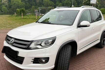 VW Tiguan 203.000 km 9.900 &euro; Essen 45219