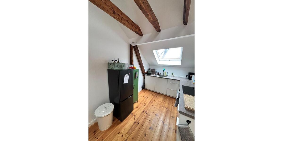 Dachgeschoßwohnung Duisburg Laar - 3 Zimmer, 77 m&sup2;, 725&euro; | Angebot:25343395