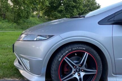 Honda Civic 106.000 km 4.500 &euro; Essen 45136