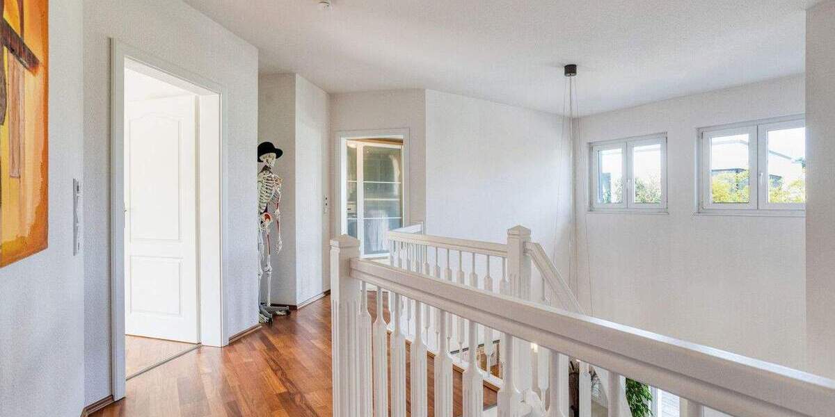 Einfamilienhaus Meerbusch Büderich - 6 Zimmer, 274 m&sup2;, 2.350.000&euro; | Angebot:25389356