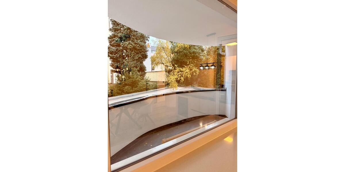 Top sanierte 2-Zimmer-Wohnung mit Balkon & Garage 2 zimmer