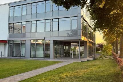 Erstbezug! Moderne und hochwertige Büroetage in Top-Lage zimmer