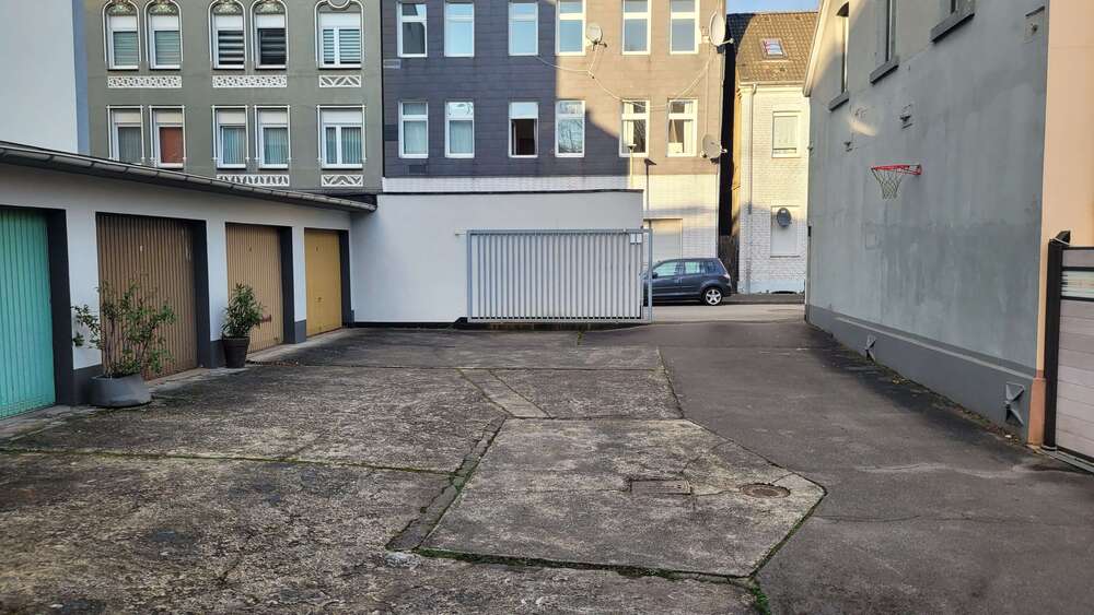 Haus zum Kaufen in Gelsenkirchen 499.000 € 268 m² 10 zimmer