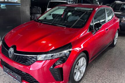 Renault Clio 7.443 km 19.499 &euro; Oberhausen 46145