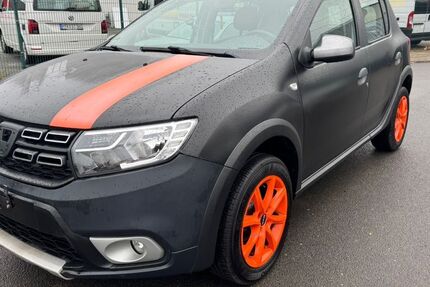Dacia Sandero 82.000 km 6.950 &euro; Essen 45356