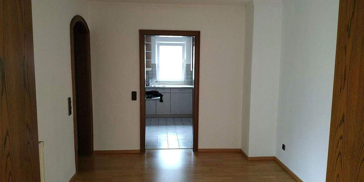 Etagenwohnung Krefeld Hüls - 2 Zimmer, 74 m&sup2;, 850&euro; | Angebot:25044942