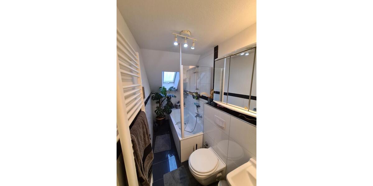 Dachgeschoßwohnung Herne - 2 Zimmer, 88 m&sup2;, 1.004&euro; | Angebot:25417325