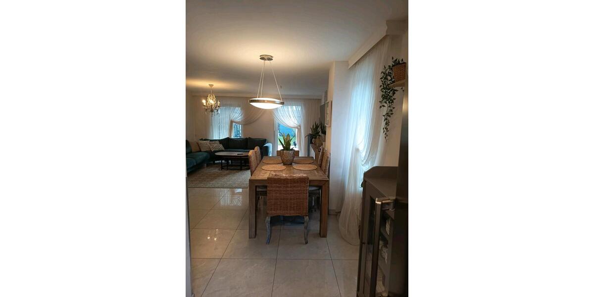 Reihenhaus Krefeld Hüls - 5 Zimmer, 110 m&sup2;, 449.000&euro; | Angebot:24842872