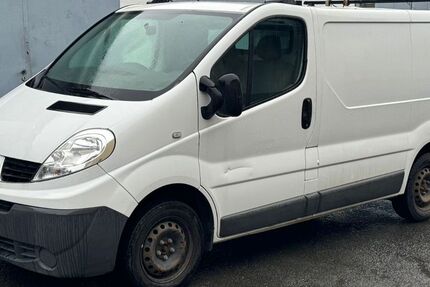 Renault Trafic 128.600 km 6.900 &euro; Düsseldorf 40468