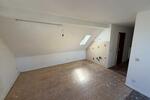 Dachgeschoßwohnung Duisburg Hochheide - 2.5 Zimmer, 40 m&sup2;, 170&euro; | Angebot:26389111