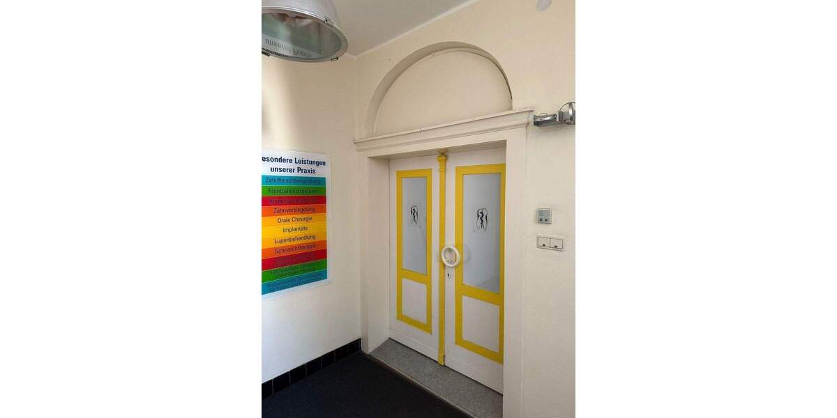 Ehemalige Zahnarztpraxis in Herne - vielseitig nutzbar für Heilberufe, Massage oder Büro zimmer