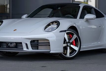 Porsche 992 4.999 km 163.911 &euro; Dinslaken 46535