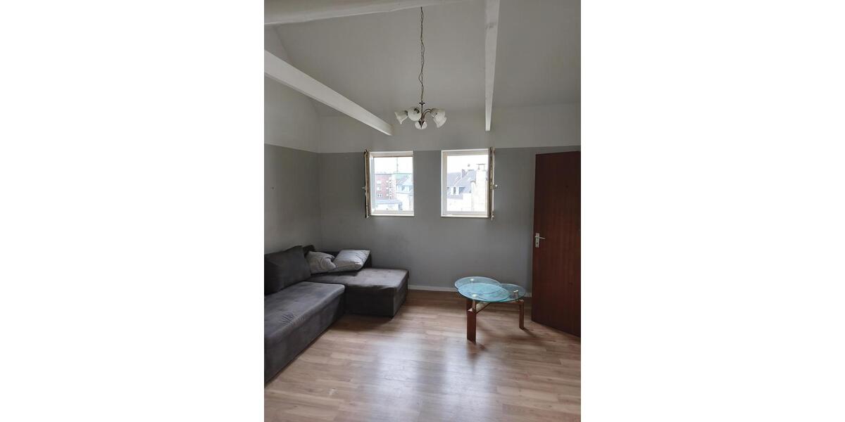 Dachgeschoßwohnung Oberhausen Osterfeld - 1 Zimmer, 40 m&sup2;, 360&euro; | Angebot:26310872